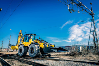 Картинка техника фронтальные+погрузчики huddig