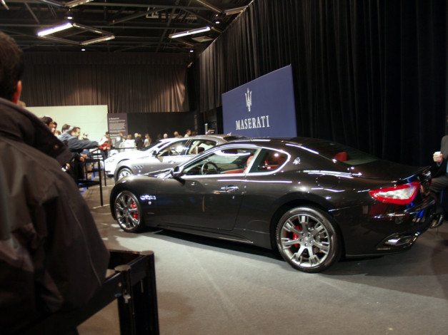 Обои картинки фото автомобили, выставки, уличные, фото