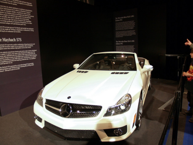 Обои картинки фото автомобили, выставки, уличные, фото