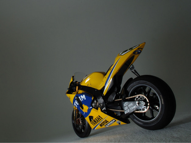 Обои картинки фото мотоциклы, yamaha