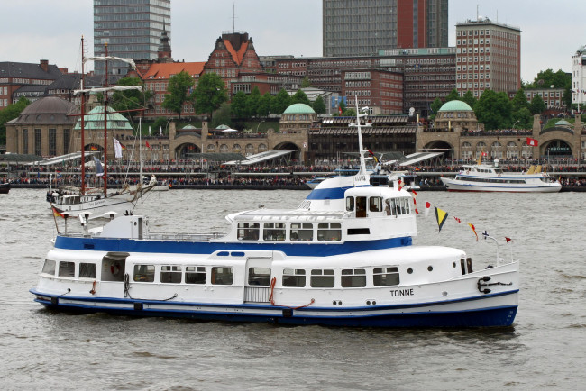 Обои картинки фото tonne, корабли, катера, катер, корабль, море