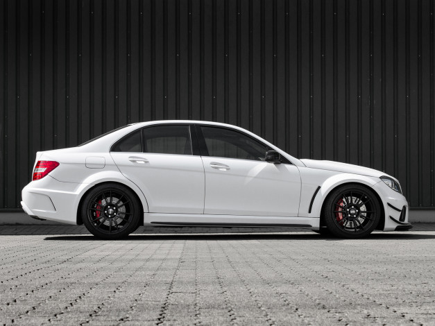 Обои картинки фото автомобили, mercedes-benz, w204, amg, c63, mcchip-dkr, светлый, 2014г