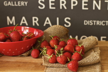 Картинка еда клубника +земляника