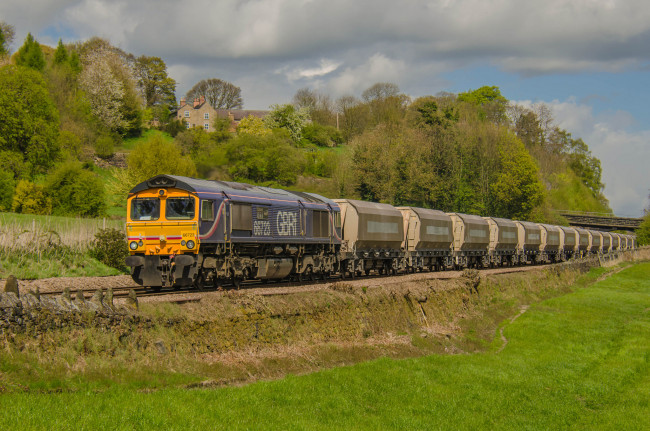 Обои картинки фото техника, поезда, дорога, железная, состав, локомотив, рельсы