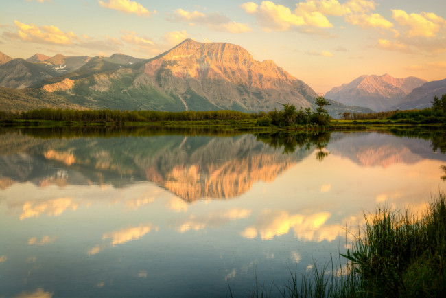 Обои картинки фото природа, реки, озера, река, лес, горы