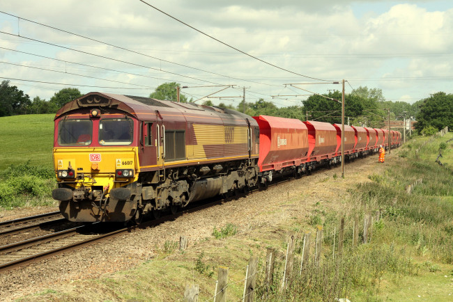 Обои картинки фото техника, поезда, рельсы, дорога, железная, состав, локомотив