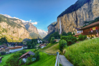 Картинка города -+пейзажи здания деревья тропа горы