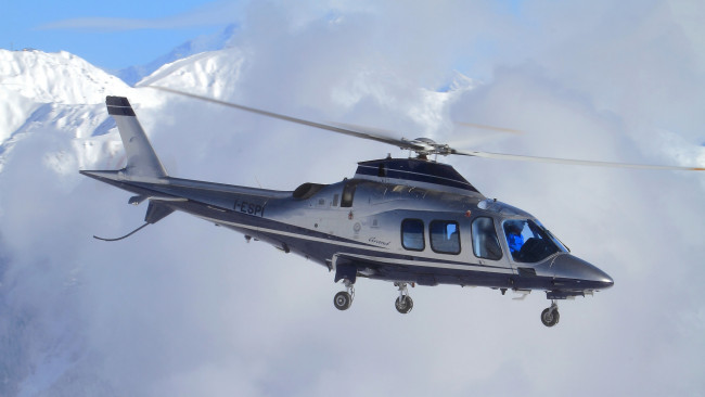 Обои картинки фото agusta a 109s grand, авиация, вертолёты, вертушка