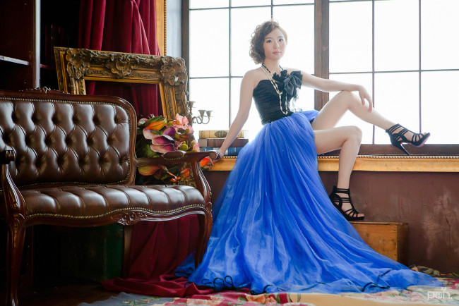 Обои картинки фото девушки, -unsort , азиатки, туфли, платье, шатенка, девушка, азиатка