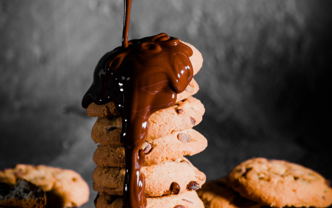 Обои картинки фото еда, пирожные,  кексы,  печенье, печенье, глазурь, шоколадная