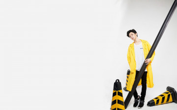 Картинка мужчины hou+ming+hao актер плащ труба