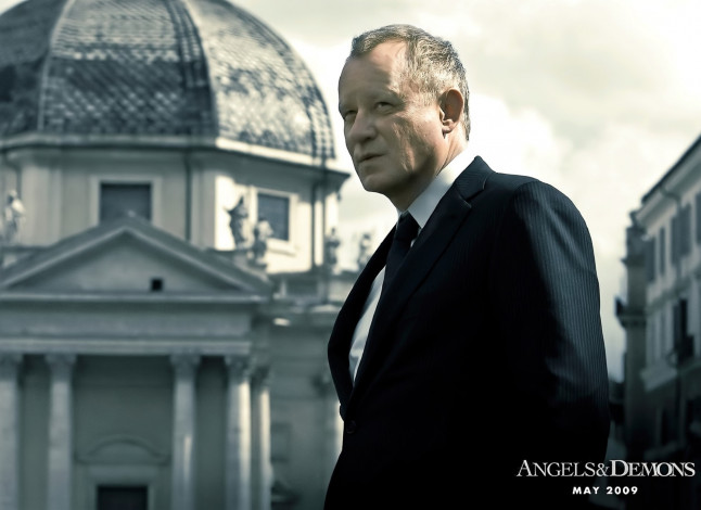 Обои картинки фото кино фильмы, angels & demons, мужчина, здания