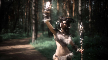 Картинка lunny+chan девушки светлана+хофман+ образ косплей костюм наряд рога лес трава мех посох