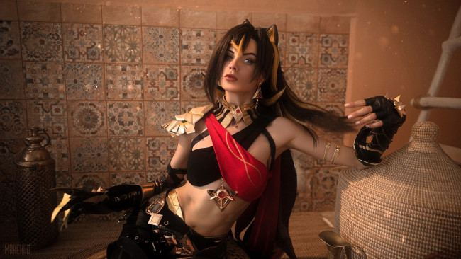 Обои картинки фото девушки, светлана хофман , lunny chan, образ, косплей, костюм, наряд, амуниция, сосуды