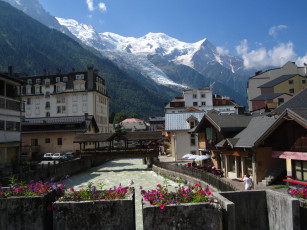 Картинка chamonix in the french alps города улицы площади набережные альпы горы