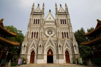 Картинка города католические соборы костелы аббатства костел