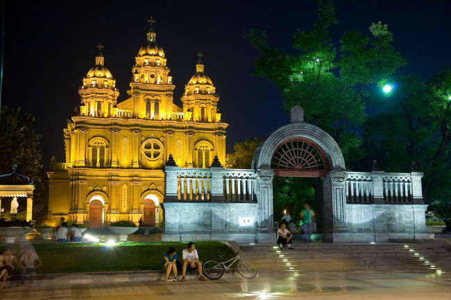 Обои картинки фото города, католические, соборы, костелы, аббатства, костел