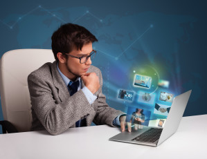 Картинка мужчины -+unsort ноутбук работа парень