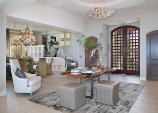 Картинка интерьер гостиная прихожая кресло стол лестница книги