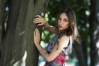 Картинка девушки -unsort+ брюнетки темноволосые взгляд лицо