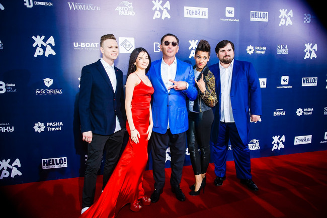 Обои картинки фото лепс, музыка, григорий лепс, мужчина, очки, певец, женщина