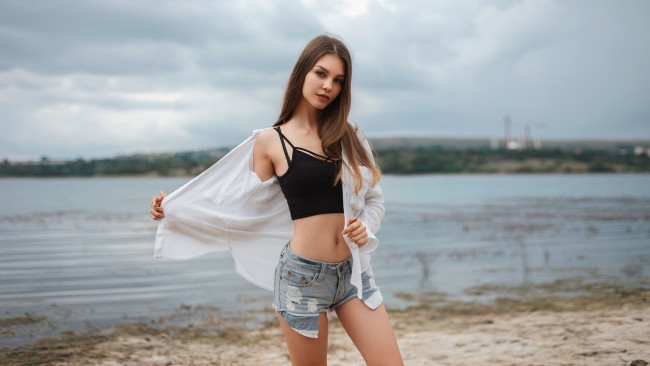 Обои картинки фото девушка, девушки, -unsort , брюнетки, темноволосые, модель