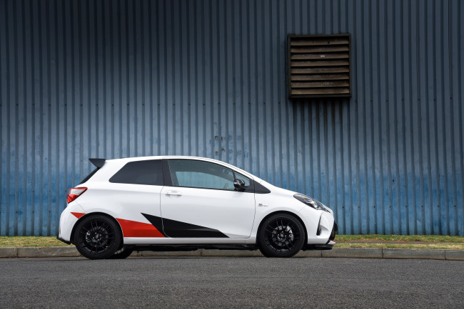 Обои картинки фото автомобили, toyota