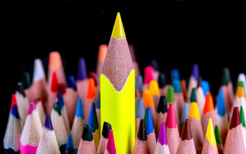 Картинка разное канцелярия +книги карандаши разноцветные