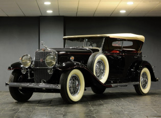 Картинка автомобили классика павильон автомобиль