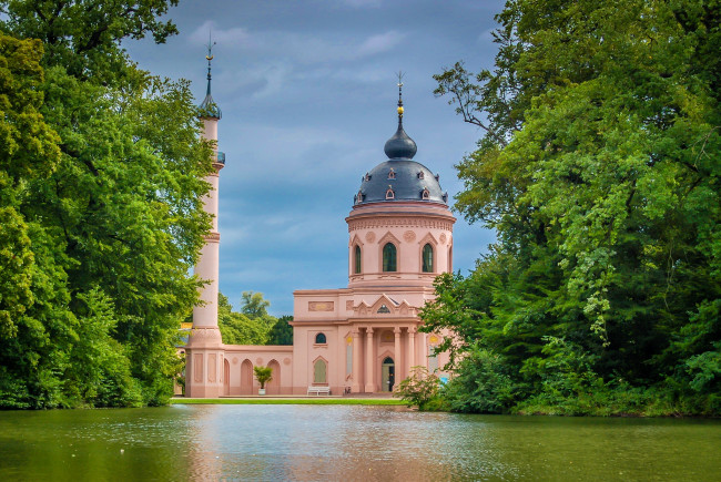 Обои картинки фото города, мечети, медресе, минарет, озеро