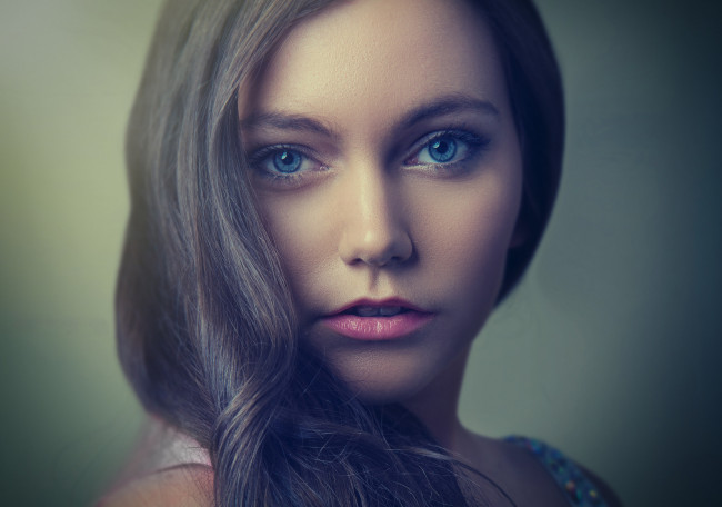 Обои картинки фото девушки, -unsort , лица,  портреты, лицо, взгляд, caelee