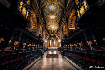 Картинка интерьер убранство +роспись+храма церковь