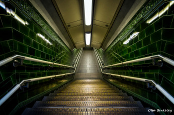 Картинка интерьер холлы +лестницы +корридоры эскалатор