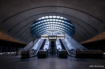 Картинка интерьер холлы +лестницы +корридоры холл