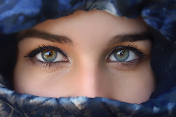 Картинка разное глаза макияж взгляд