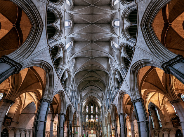 Обои картинки фото интерьер, убранство,  роспись храма, потолок