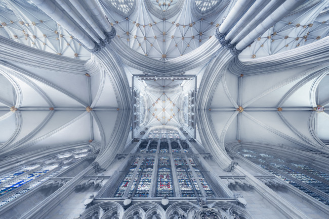 Обои картинки фото интерьер, убранство,  роспись храма, потолок