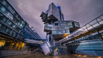 Картинка hanover germany города -+здания +дома германия ганновер фары небоскреб городской пейзаж современные здания архитектура стекло трубы город