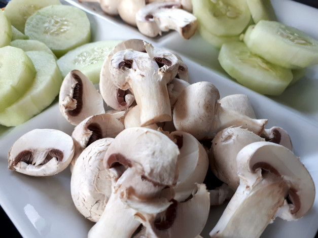 Обои картинки фото еда, грибы,  грибные блюда, шампиньоны