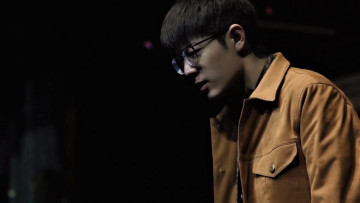 Картинка кино+фильмы a+dream+like+a+dream пациент 5 куртка очки