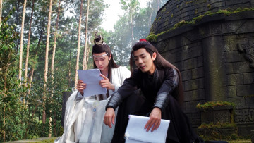 Картинка разное знаменитости ван ибо сяо чжань костюмы сценарий