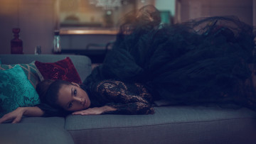 Картинка девушки -+брюнетки +шатенки девушка модель брюнетка макияж красотка платье чёрный