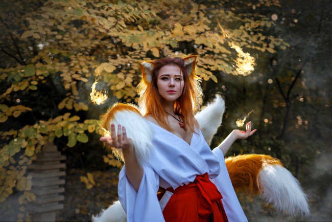 Обои картинки фото девушки, ира сокол, образ, косплей, костюм, наряд, лиса, ушки, хвосты, осень, деревья, магия, огонь