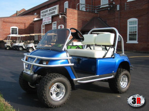 Картинка автомобили выставки уличные фото