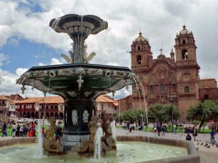 Картинка города фонтаны