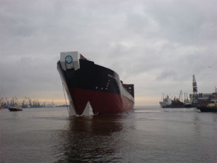 Картинка новый российский супертанкер корабли другое