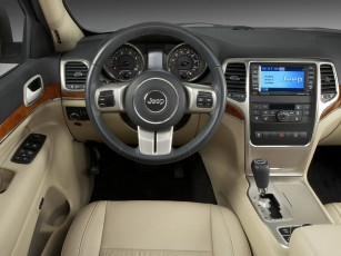 Картинка автомобили спидометры торпедо