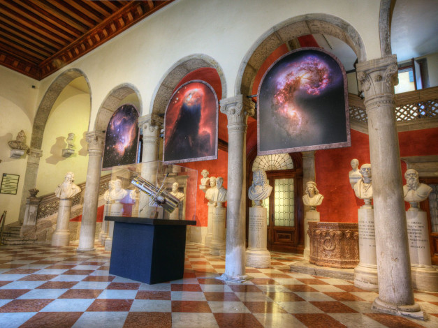 Обои картинки фото телескоп, хаббла, музее, космос, разное, другое