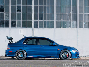 Картинка автомобили mitsubishi lancer