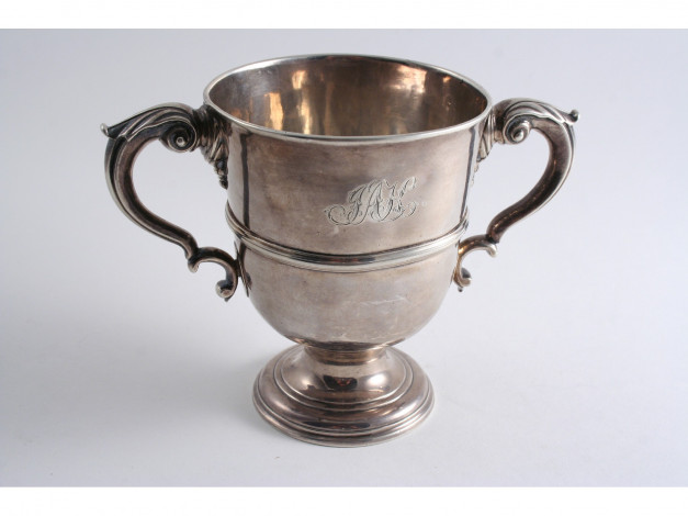 Обои картинки фото разное, посуда, столовые, приборы, кухонная, утварь, чаша, серебро